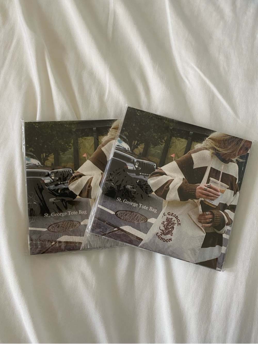 Brandy Melville Promo Pictures (set of 2)